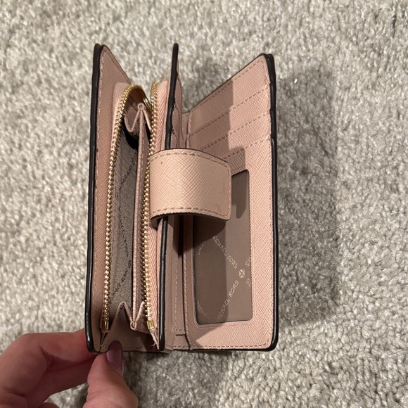 Michael Kors Blush Pink Wallet - Picture 2 of 2